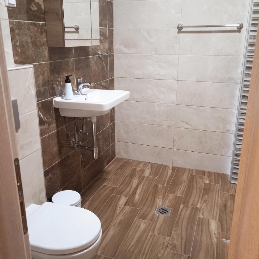 Nefelis Rooms Неи Порои Екстериор снимка