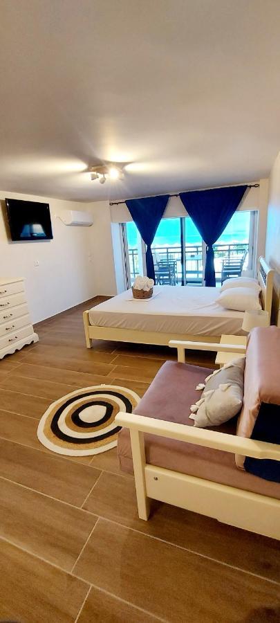 Nefelis Rooms Неи Порои Екстериор снимка