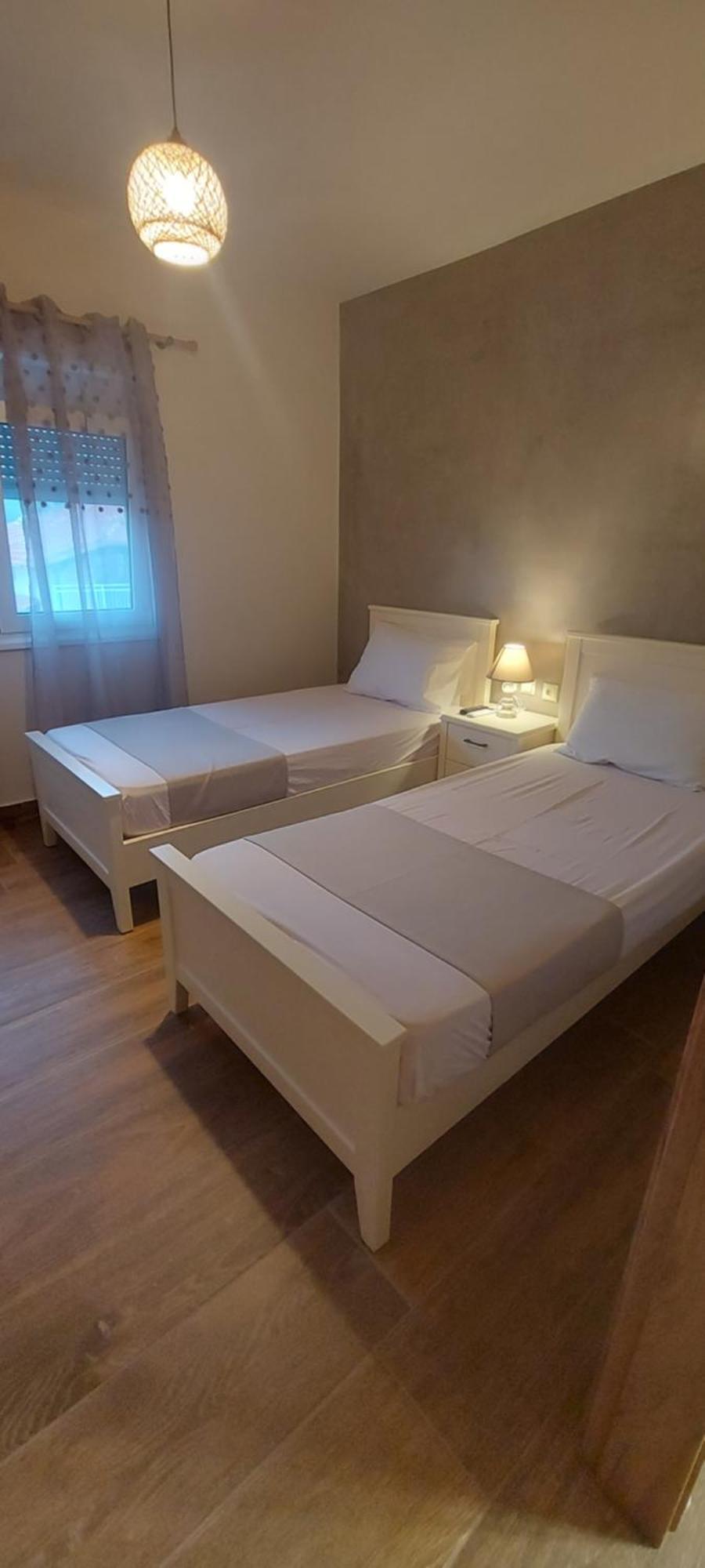Nefelis Rooms Неи Порои Екстериор снимка